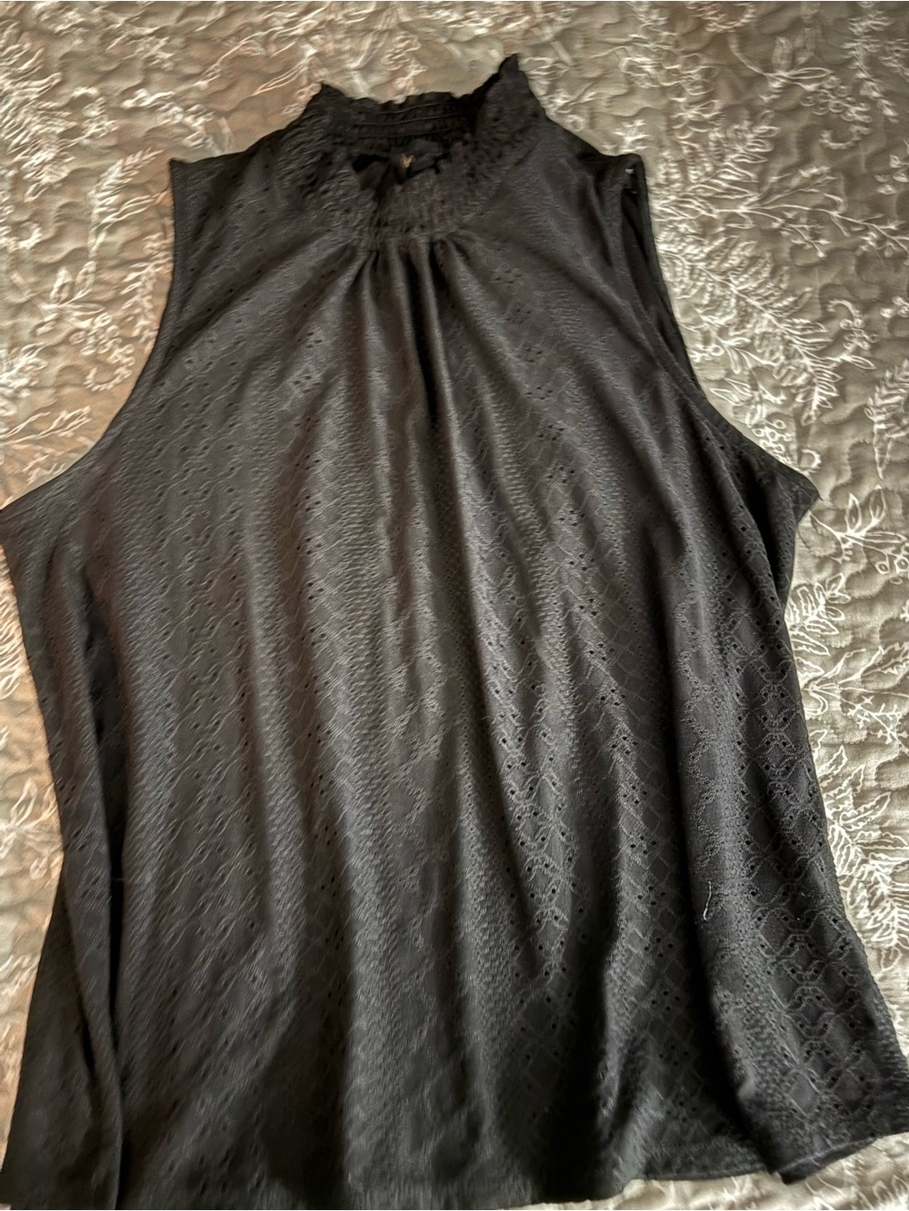 W5 Black Sleeveless Lace-Trim High Neck Camisole